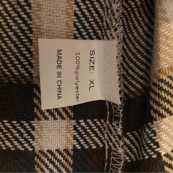 Soft plaid shirt, size XL - Picture 2 of 2